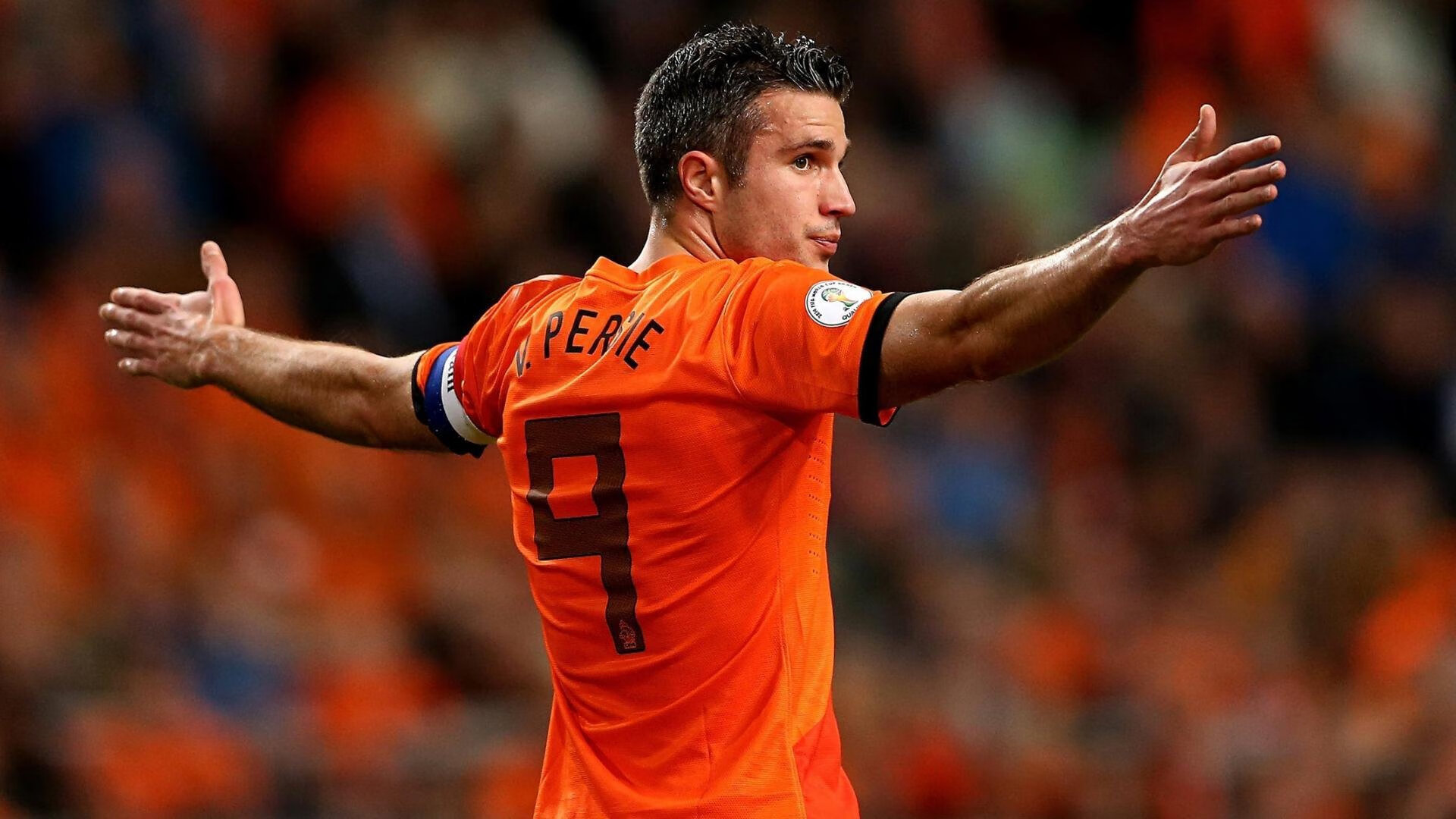 国王杯转会风云：利雅得新月盯上锋线强援，胡金秋或成交易筹码